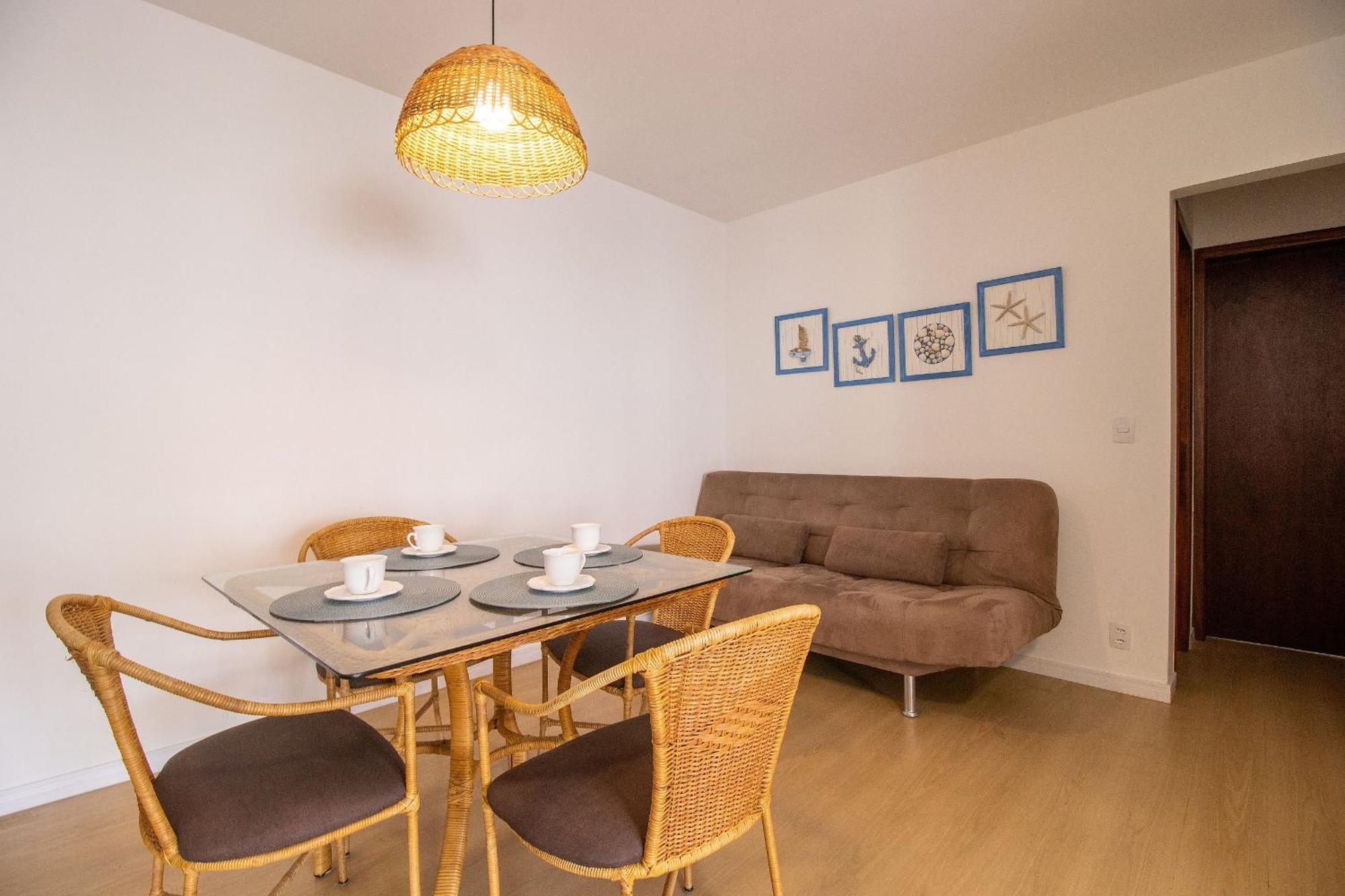 Apartamento Pgb74 - 2dorm, Climatizado, Churrasq , Av Brasil Balneario Camboriu